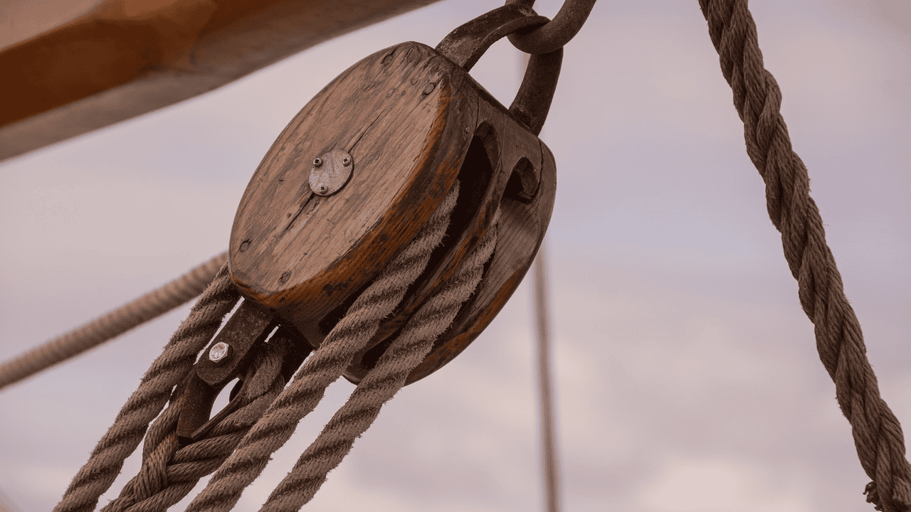 What is Nylon Rope? (Learn its History, Benefits, Applications, and more!) 8 Nylon rope used in a towing and rigging machine