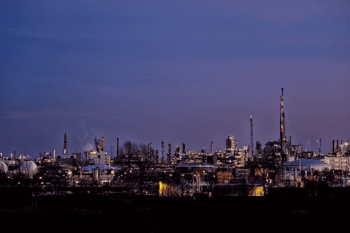 A Beginner's Guide to Importing Ferro Rods from China to Canada: Top 5 Ferro Rod Manufacturers Reviewed 3 Ferro rod manufacturers: industrial plants in the distance at night