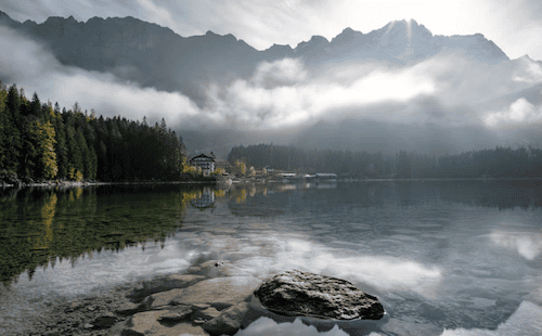 Find the best paracord bracelet for your next outdoor adventure in Germany