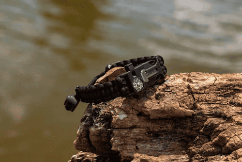 C.A.O.S. takes paracord bracelet manufacturing to the next level by tailoring it to the outdoor lifestyle.