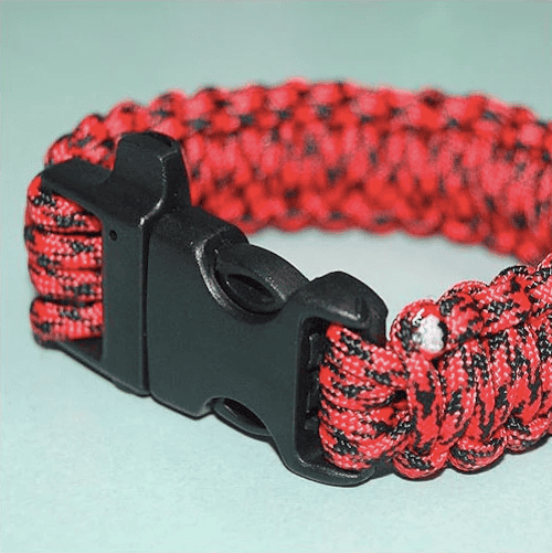A paracord bracelet factory or gift factory can collaborate with Hock Gift Shop to offer bright products.