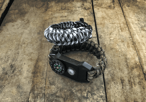 Baiyuheng Outdoor is a paracord bracelet wholesale business that cater to Germany from China.