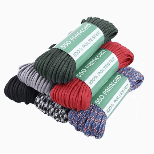 Paracord wholesale: a pile of 550 paracord on a white surface.