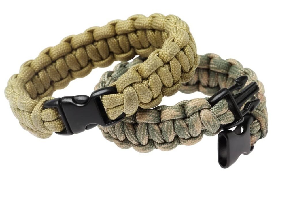 paracord bracelet